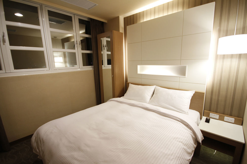 Kindness Hotel Hualien Luaran gambar